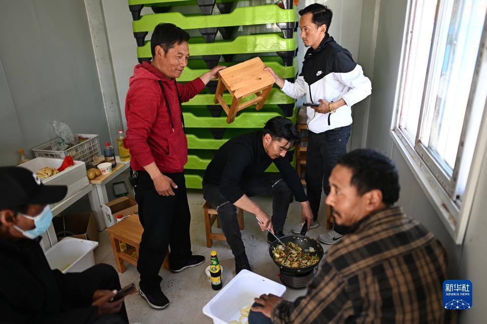皇冠手机登录测速网址
